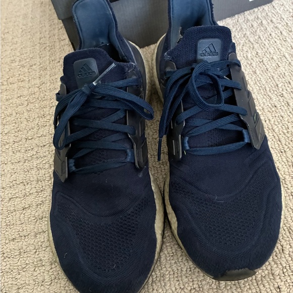 Adidas Men's Swift Run 22 Lace Up Running Sneakers - Picture 8 of 8